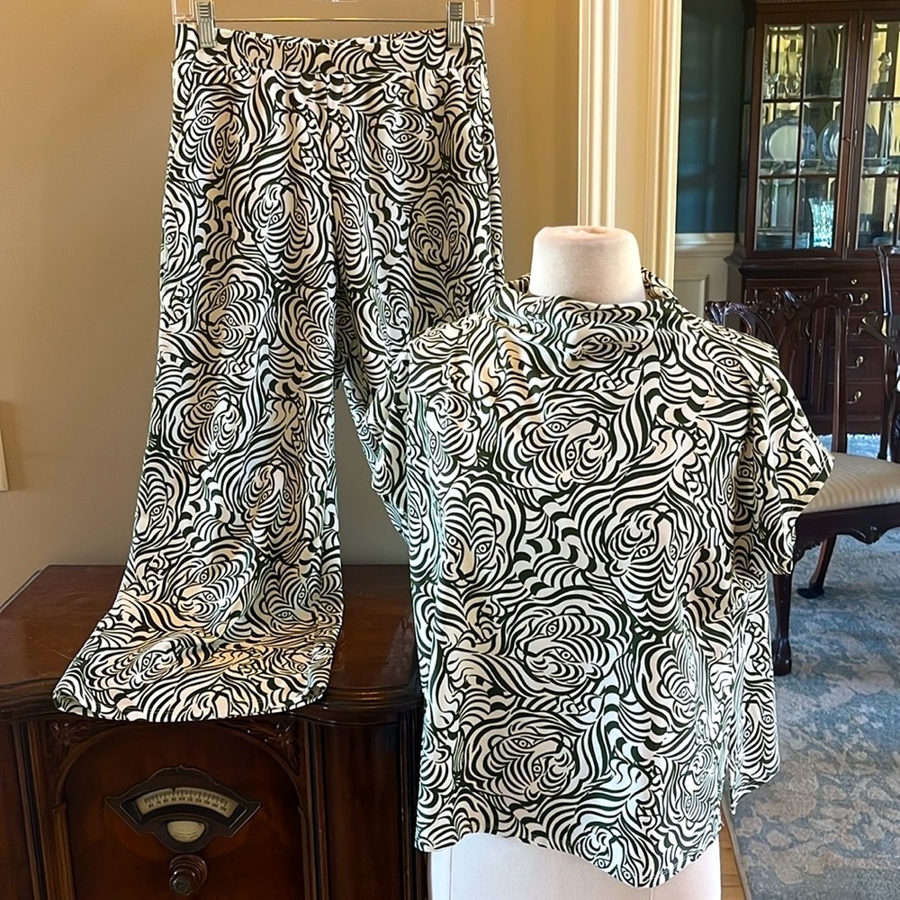 Jude Connally Matching Set Green Cream Tiger Print Top Gauchos